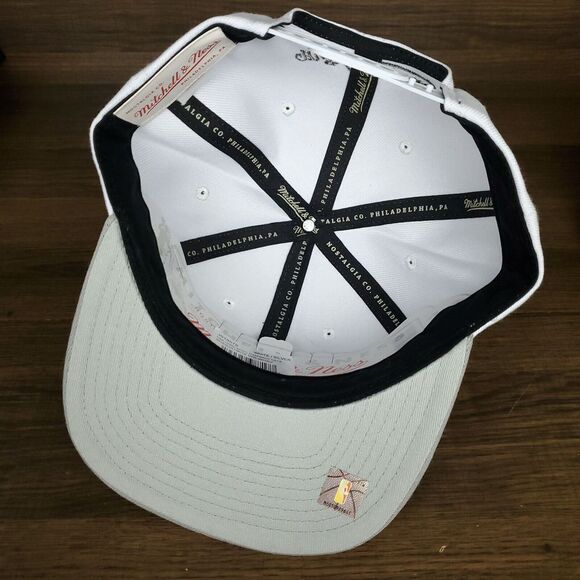 Brooklyn Nets Mitchell & Ness NBA Snapback Hat Cap 3D Logo White Gray NWT - Picture 8 of 8